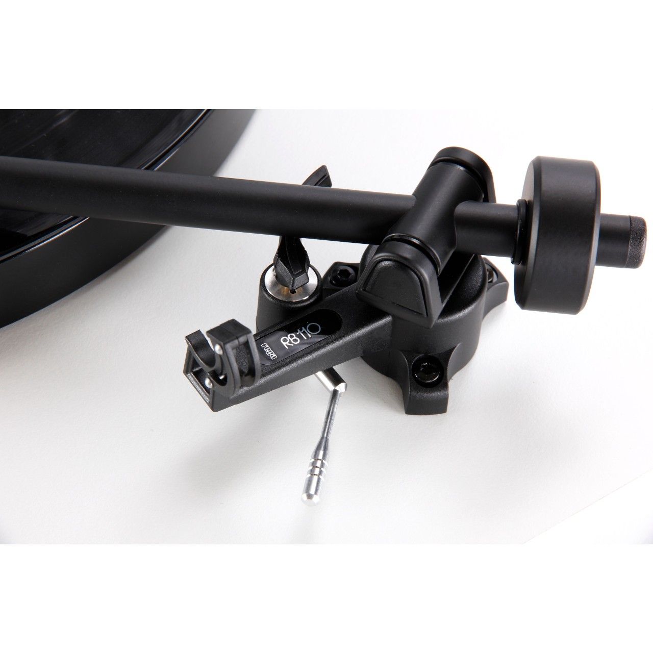 Rega Planar 1 turntable with Rega Carbon head (3 colours)